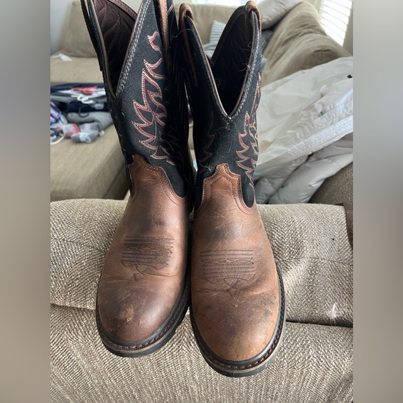 Ariat work boots - Picture 1 of 2
